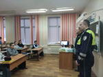 Сотрудники северской Госавтоинспекции провели урок мужества для школьников