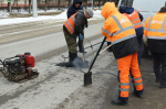 В Северске стартовал экспресс-ремонт дорог с использованием холодного асфальта