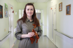 Их подвиг – наша память: сотрудники и пациенты получили символ Победы