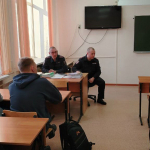 Полицейские встретились со студентами Северского промышленного колледжа и приняли участие в правовом уроке